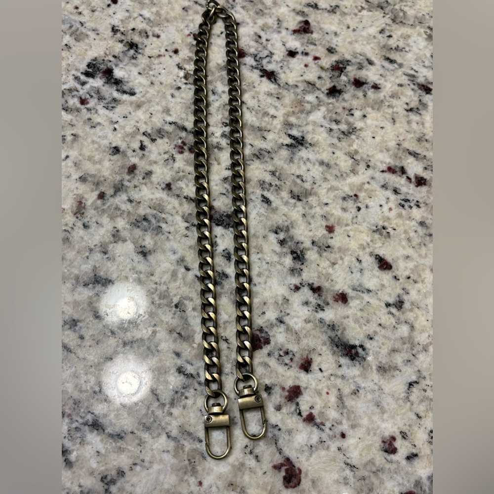 Unbranded, brand new Bronze color electro plated bag chain for purses
